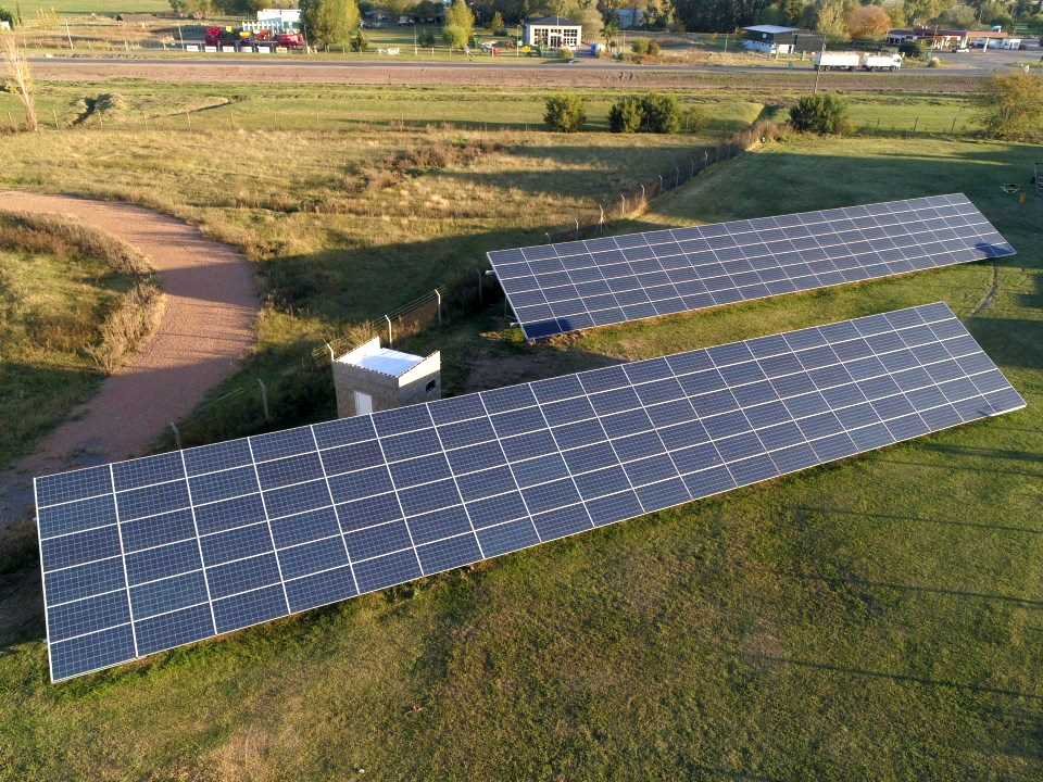 Parque fotovoltaico en Mega